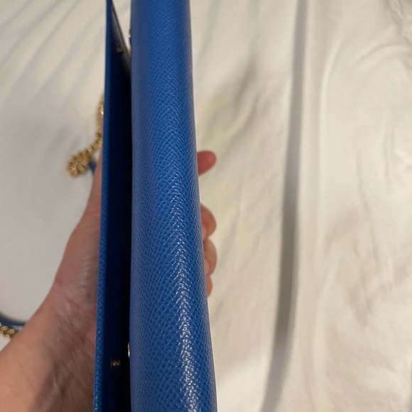 ♦️SOLD♦️Ferragamo wallet on chain authentic 100% - Picture 8 of 8